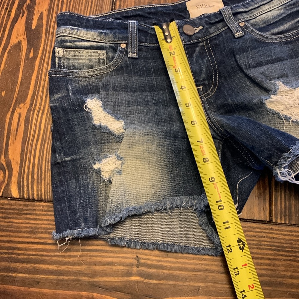 Bke shorts like new - Picture 2 of 4